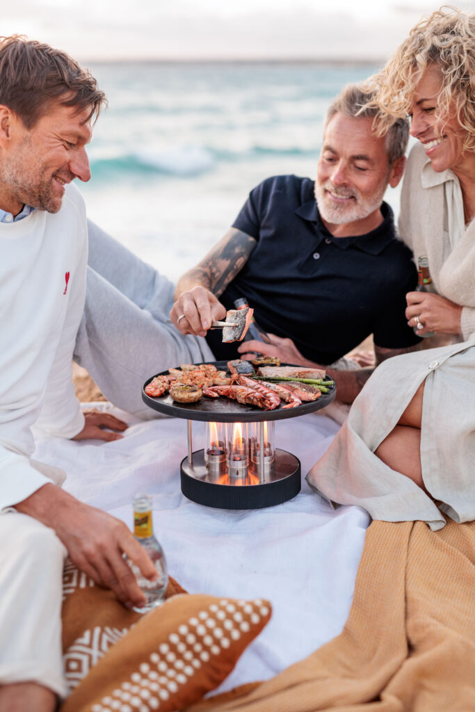 CIRCLE tabletop grill